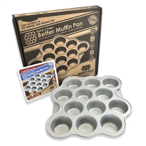Baker's Edge Muffin Pan
